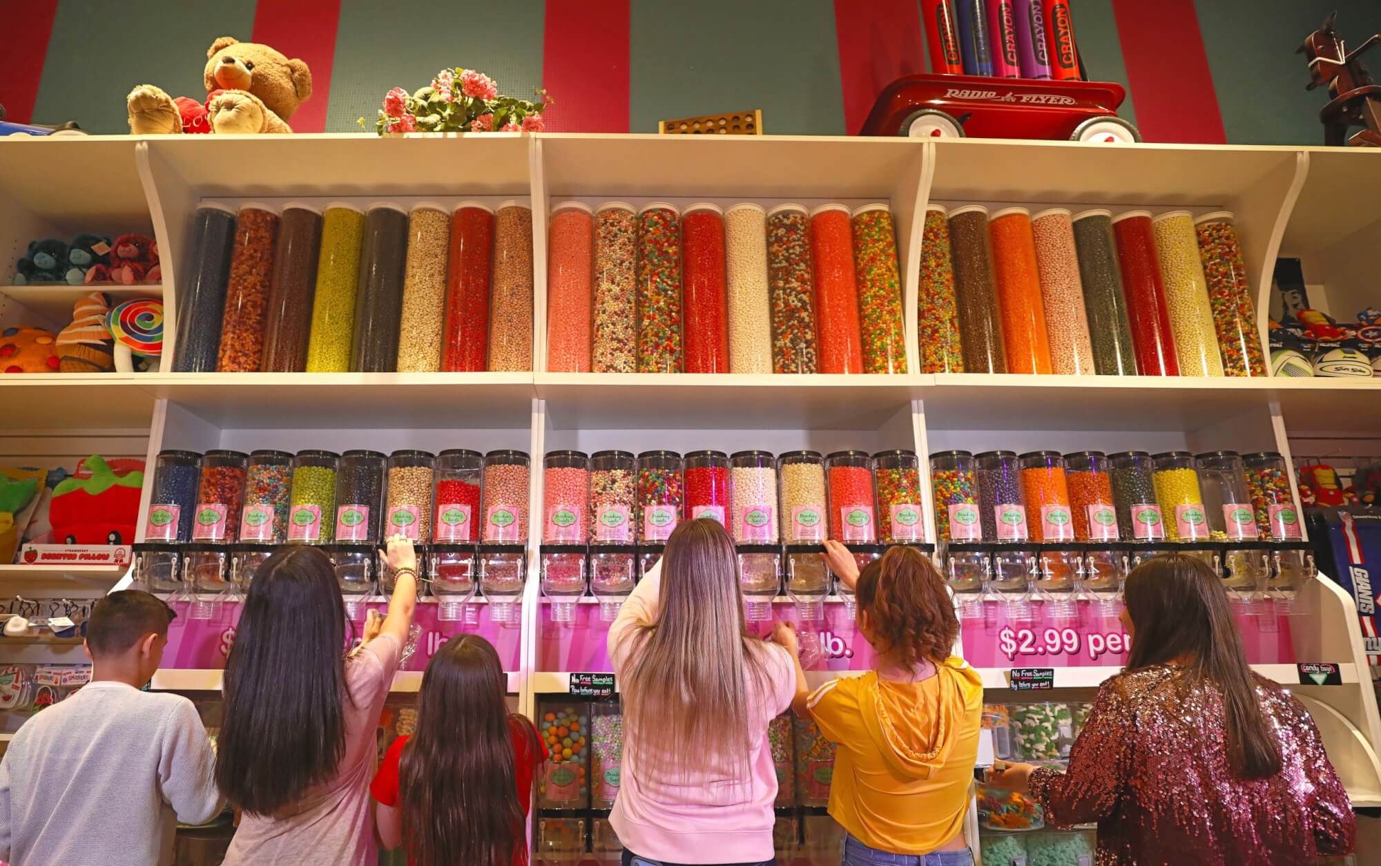 Broadway Sweets Old Fashioned Candy Store iPlay America