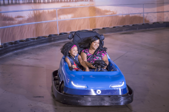 Go kart racing Image 2